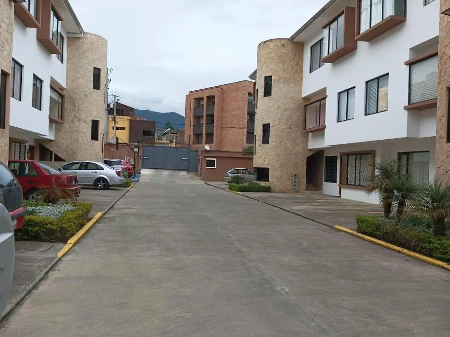 Departamento Duplex Con Terraza Lägenhet Cuenca 0*,
