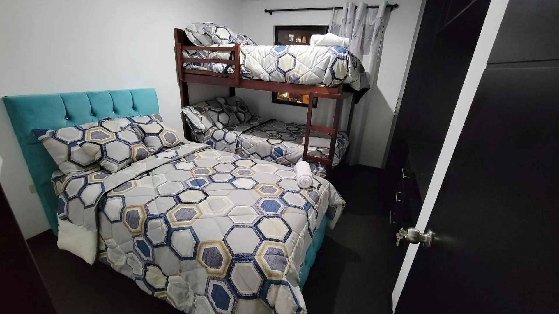 Departamento Duplex Con Terraza Lägenhet Cuenca 0*,  Ecuador